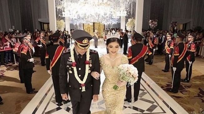 Ini Foto Pernikahan Mewah Kapolsek saat Corona