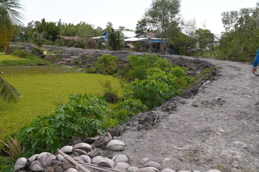 Dukung Ketahanan Wilayah, PT Pulau Sambu di Guntung Bangun Infrastruktur Pengendalian Banjir di Desa Sungai Simbar