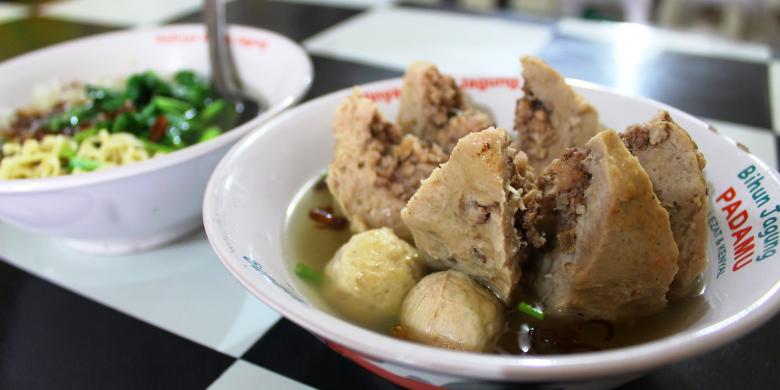 Pekanbaru Marak Bakso Menggunakan Daging Babi