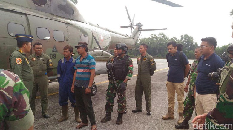 TNI AU Tangkap 2 Pelaku Diduga Pembakar Lahan di Riau