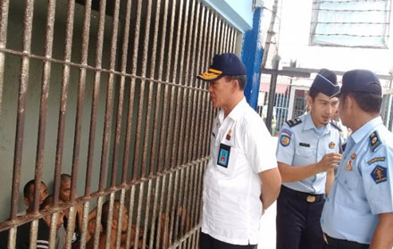 58 Napi Provokator Rutan Sialang Bungkuk Pekanbaru Dipindahkan ke Inhil dan Kampar