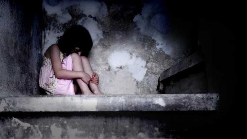 Edan, 18 Jam Ayah Perkosa Putri Kandungnya Bareng Dua Temannya