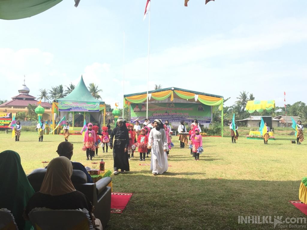 Drumband cilik SD Al- Washliyah 43 Ikut Meriahkan Pembukaan MTQ ke-XVI dan FSQ ke-XVII