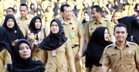 Berdasarkan Dari Laporan Dinas Pendidikan, Gubri Mengatakan Riau Kelebihan 2.500 Guru