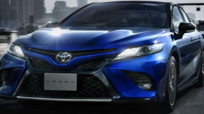 Toyota Camry Sport Mulai Dijual, Harganya Bikin Kaget