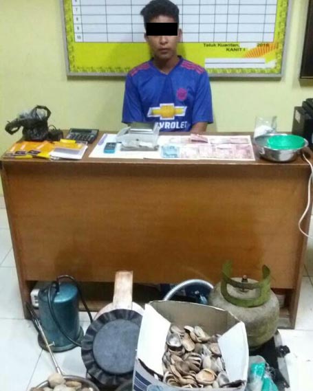 Penampung Emas Hasil Tambang Ilegal di Kuansing Diamankan Polisi