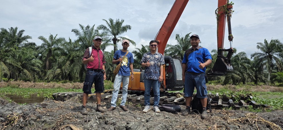 PT Guntung Idamannusa Lakukan Normalisasi Sungai Bantayan, Wujud Kepedulian terhadap Masyarakat