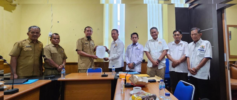 DPMPTSP dan KADIN Inhil Gelar Pertemuan