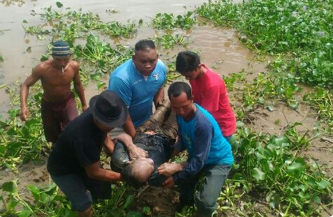Warga Tembilahan Dihebohkan dengan Penemuan Laki-laki Di Sungai