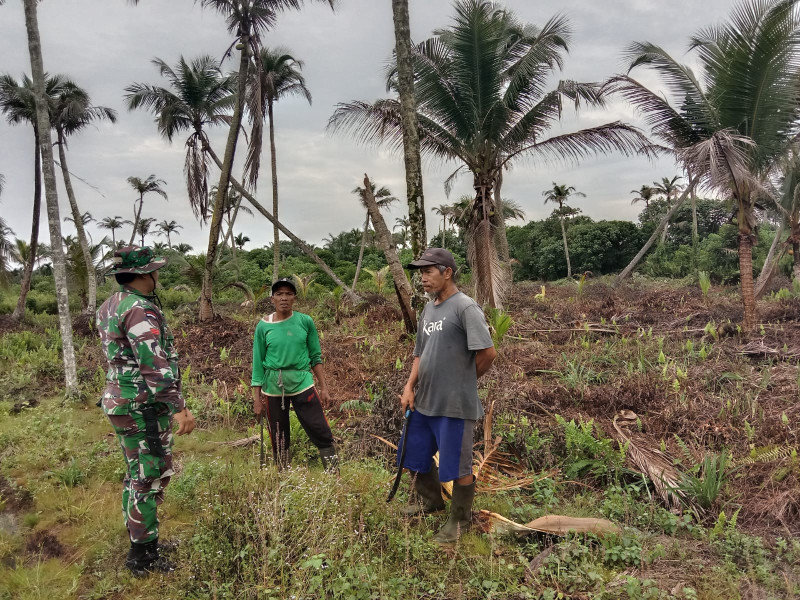 Praka Riski Amanda Patroli Karhutla di Wilayah Teluk Belengkong