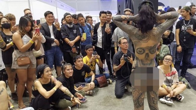 Malaysia Geger, Festival Tato Suguhkan Model Telanjang