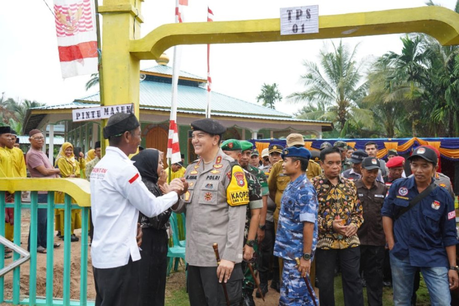 Jenderal Bintang 2 Tinjau TPS di Pulau Terluar Riau
