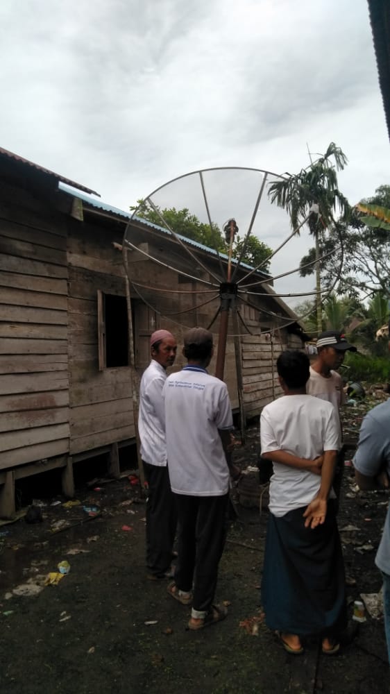 Perbaiki Parabola, Warga Desa Teluk Kabung Tewas Tersengat Listrik