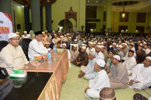 Pemkab Datangkan Ustadz Firanda Andirja Demi Wujudkan Kampar sebagai Serambi Mekkah