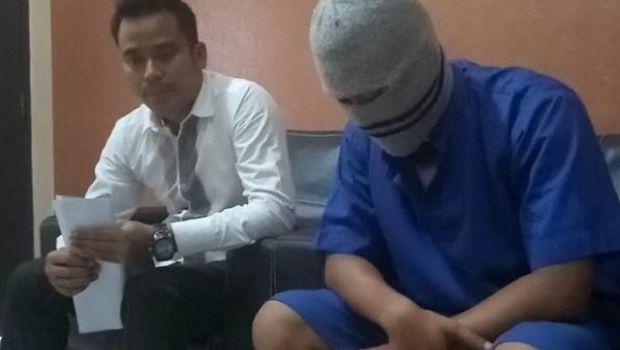 Brakkkkk!!!! Warga Mengamuk! Pak Guru dan Siswinya Berbuat Gila