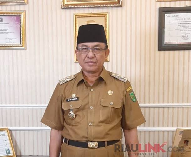 Bupati Inhil Respon Positif Pembudidaya ikan Cupang Di Inhil
