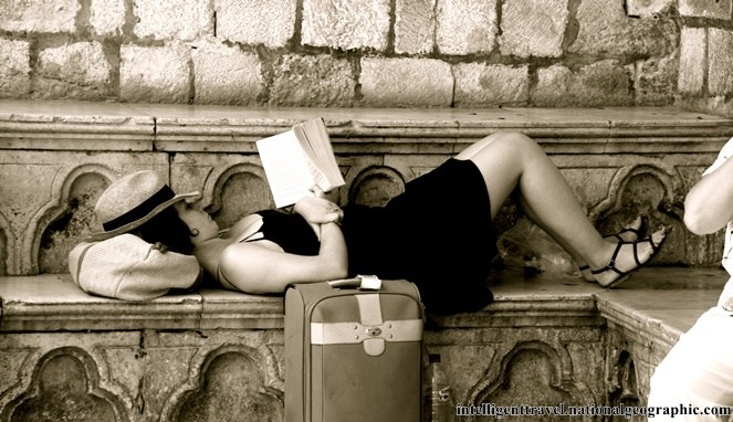 Cerita Mengejutkan Wanita Solo Traveling di Tahun 90-an