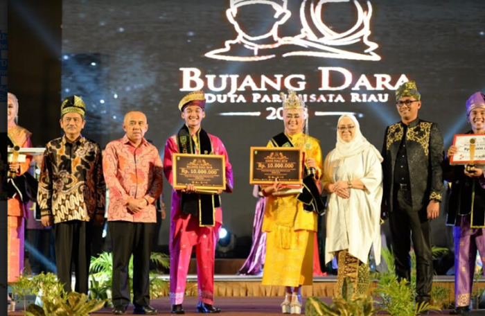 Pemenang Bujang Dara Riau 2018 Berlatar Belakang Polisi