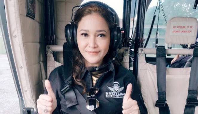 Momen Saat Foto 'Culun' Maia Estianty Diserbu Warganet