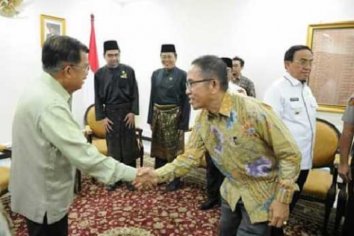 Perjuangkan Percepatan Pembangunan di Inhil, Komisi I DPRD Ikut Dampingi Bupati Jumpai Wapres Jusuf Kalla
