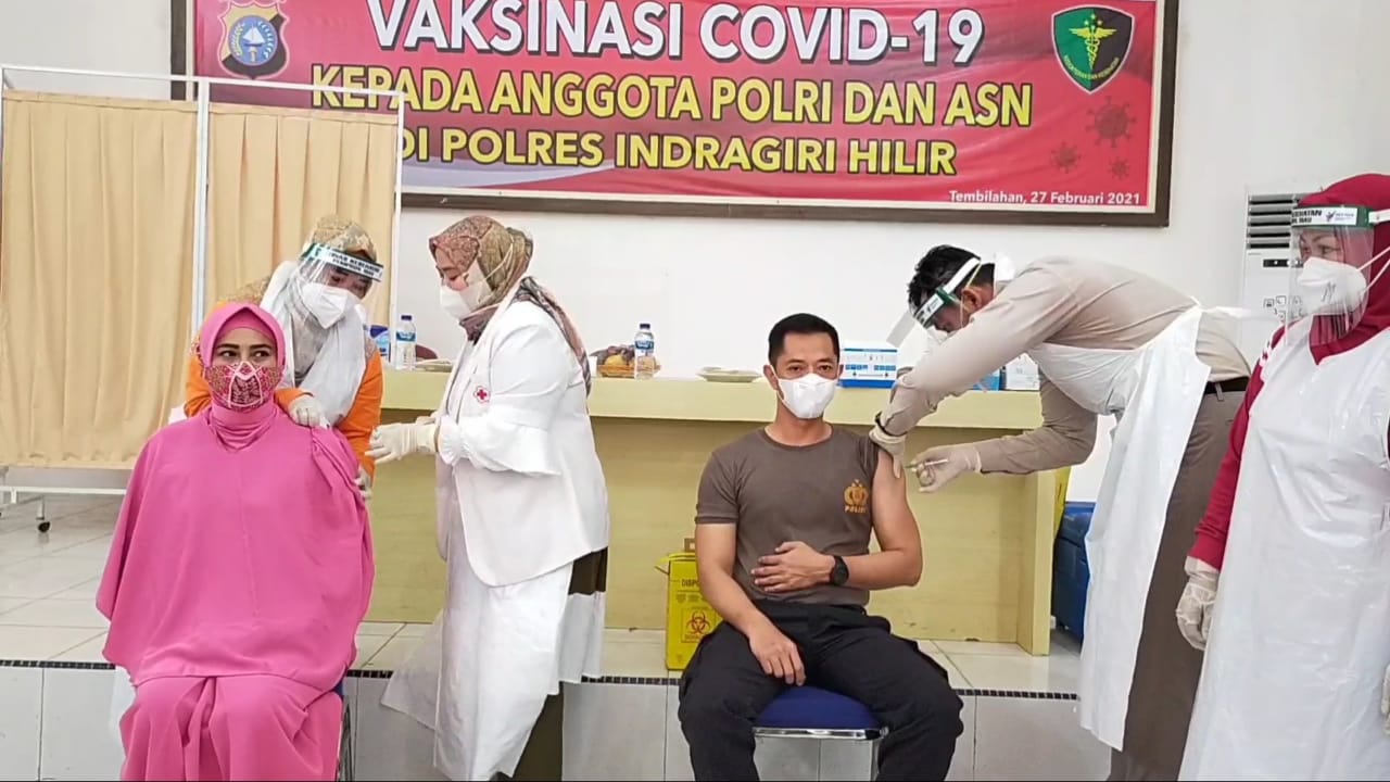 Polres Inhil Laksanakan Vaksinasi Tahap II