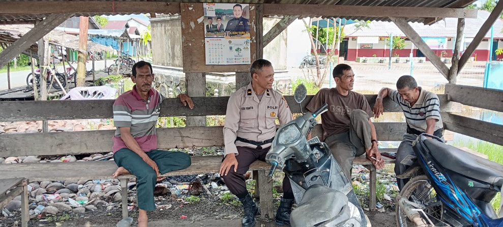 Kanit Binmas Polsek Tembilahan Hulu Gencar Cooling System Bersama Masyarakat