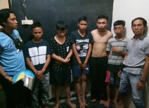 Enam Remaja Merampok di Alfamart, Coklat dan Rokok juga Disikat