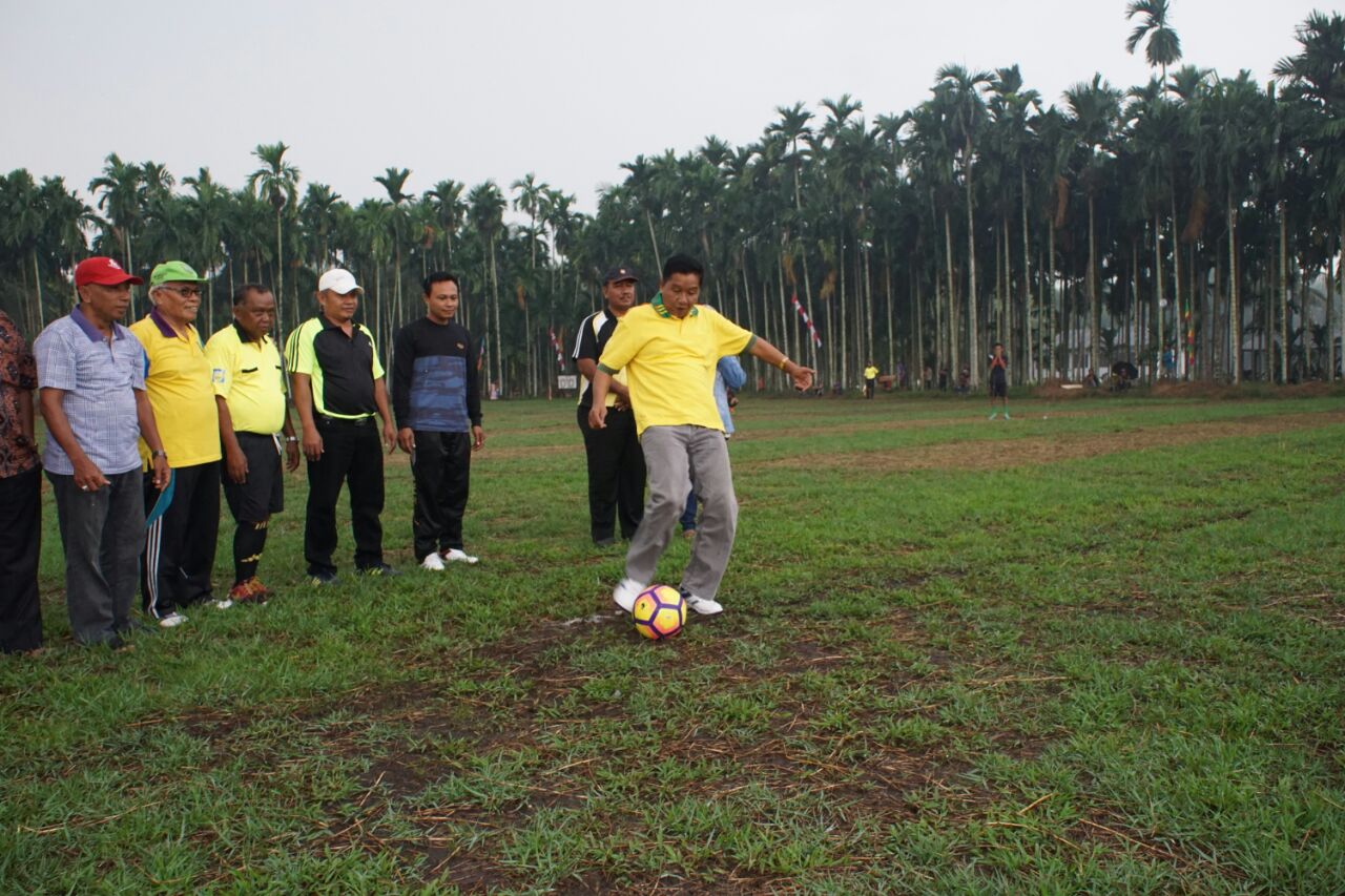 Remaja Kampung Tengah Enok Gelar Open Turnamen REKAT CUP II