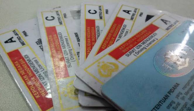 Cerita SIM 'Ajaib' di Kalangan Sopir Truk