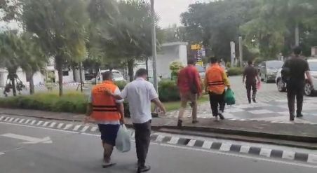 Diserahkan ke JPU, Eks Pimpinan dan Pegawai BNI Bengkalis Ditahan