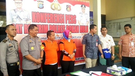 Dugaan Korupsi Anggaran PJU Rp963 Juta, Mantan Kadishub Rohul dan Bendahara Resmi Ditahan