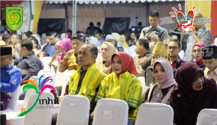 Didampingi Kadisparporabud, Pj Bupati Inhil Saksikan Kemeriahan Gebyar BBI dan Karnaval Lancang Kuning 2024