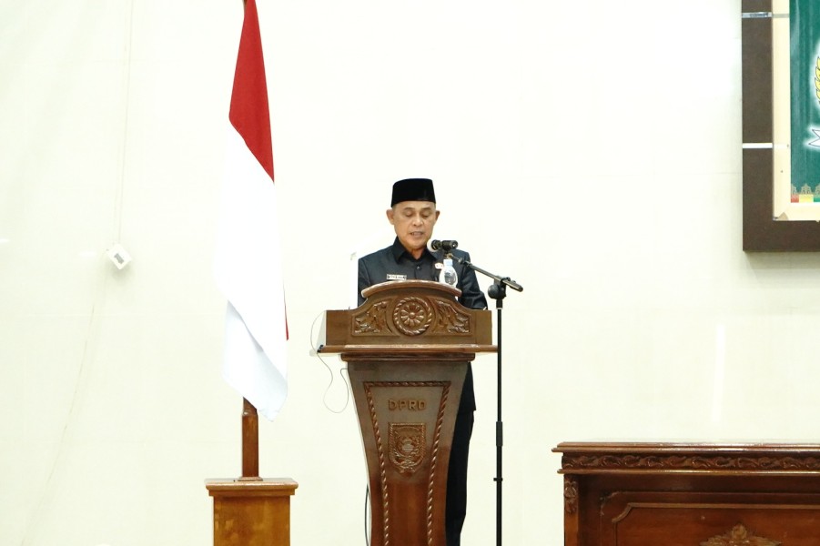 Bupati Herman Hadiri Rapat Paripurna Ke-17 DPRD Inhil
