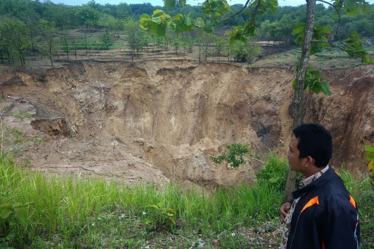 Air di Danau Sedalam 60 Meter di Gunung Kidul Mendadak Habis dalam 2 Jam