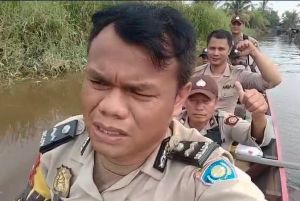 Menyusuri Sungai Sarang Buaya, Polisi Cek TPS Rawan Pemilih Ganda