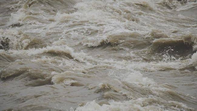 Banjir di Pekanbaru, Anak Berusia 13 Tahun Tewas Terseret Arus