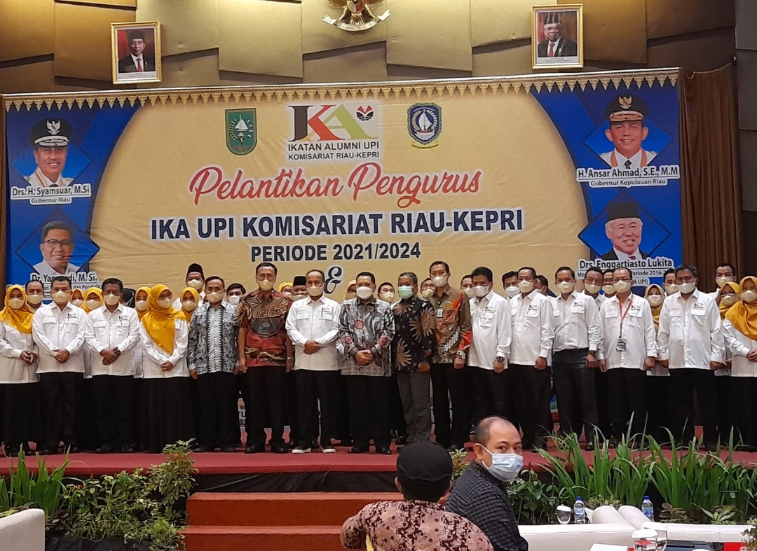 Helmi D Pimpin IKA UPI Riau