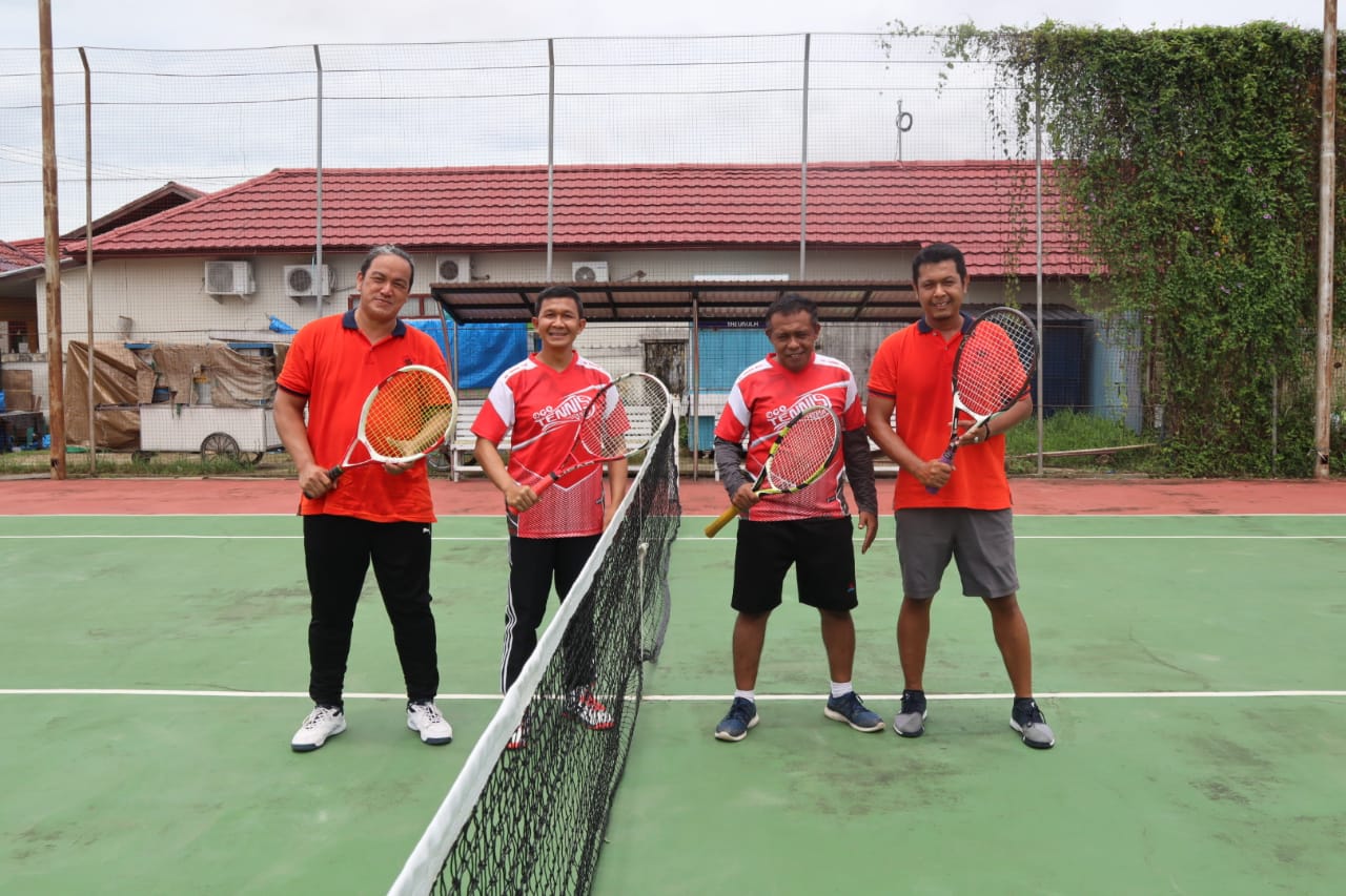 Kodim 0314 Inhil dan IDI Silaturrahmi dan Bermain Tenis Bersama
