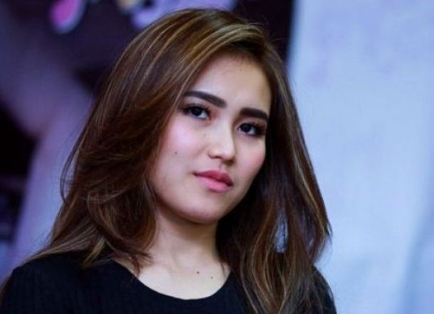 Mau Jadi Suami Ayu Ting Ting, Hanya Ini Syaratnya
