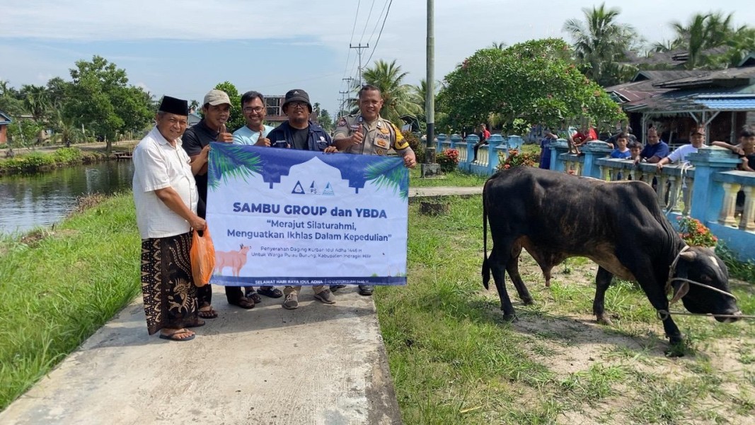 PT RSUP Bersama YBDA Salurkan 5 Ekor Sapi Kurban untuk Masyarakat Pulau Burung