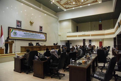 Fraksi-fraksi DPRD Inhil Tanggapi Pidato Pengantar Bupati Terkait 6 Ranperda