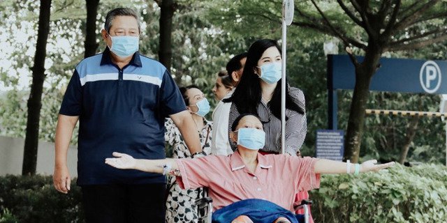 Kisah Ani Yudhoyono Siapkan Kain untuk Idul Fitri