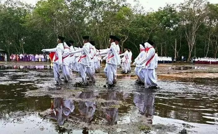 Banjir Pujian Aksi Paskibra Pematang Duku Timur