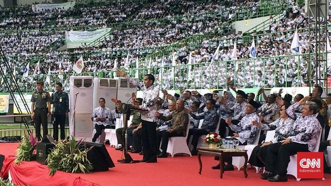 Janji Jokowi untuk Guru: Tunjangan Takkan Tertunda Lagi