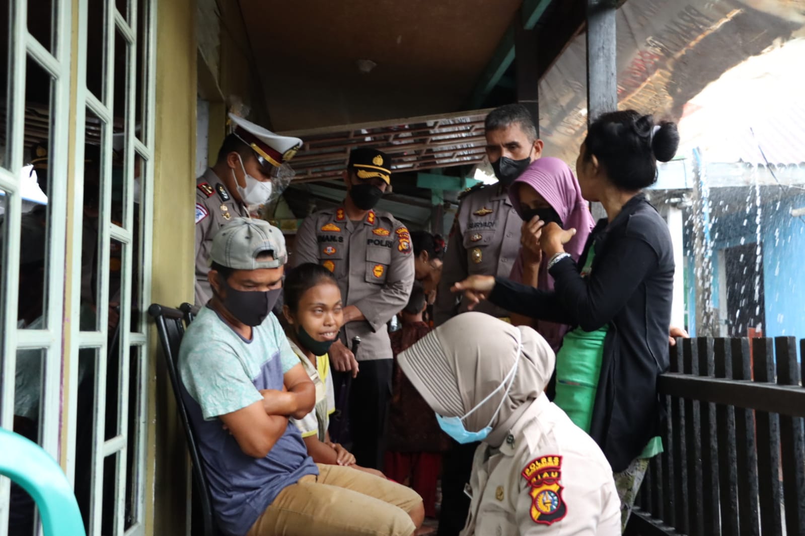 Door to Door, Upaya Polres Inhil Genjot Capaian Vaksinasi di Negeri Seribu Parit