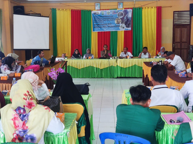 Jelang Perayaan Milad, SMKN 2 Tembilahan Laksanakan Rapat Koordinasi Pembentukan Panitia