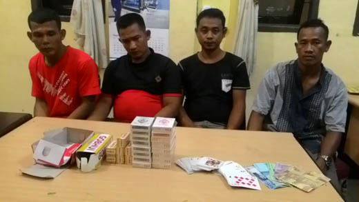 Main Judi Song di Warung, 4 Warga Desa Pasir Utama Ditangkap Polisi Rohul