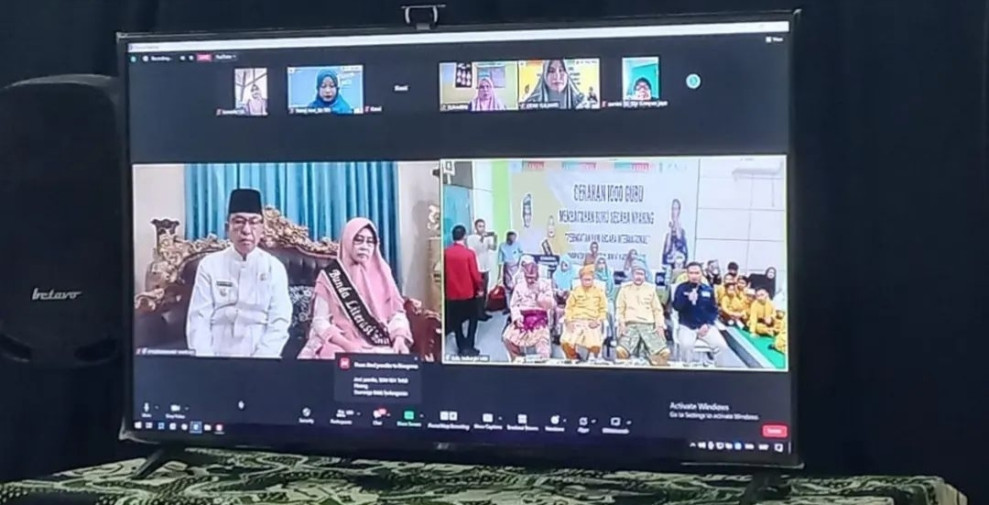 Tingkatkan Minat Membaca, Bupat Inhil Buka Gerakan 1000 Guru Membaca