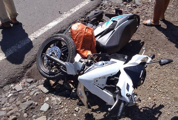 Pakaian Terlilit Pelek Jari-jari Motor, Satu Keluarga Alami Kecelakaan