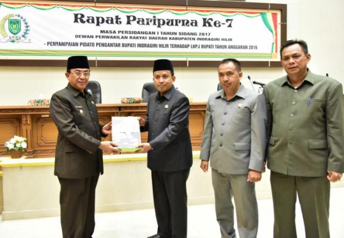 Bupati Inhil HM Wardan Sampaikan LKPJ Tahun 2016